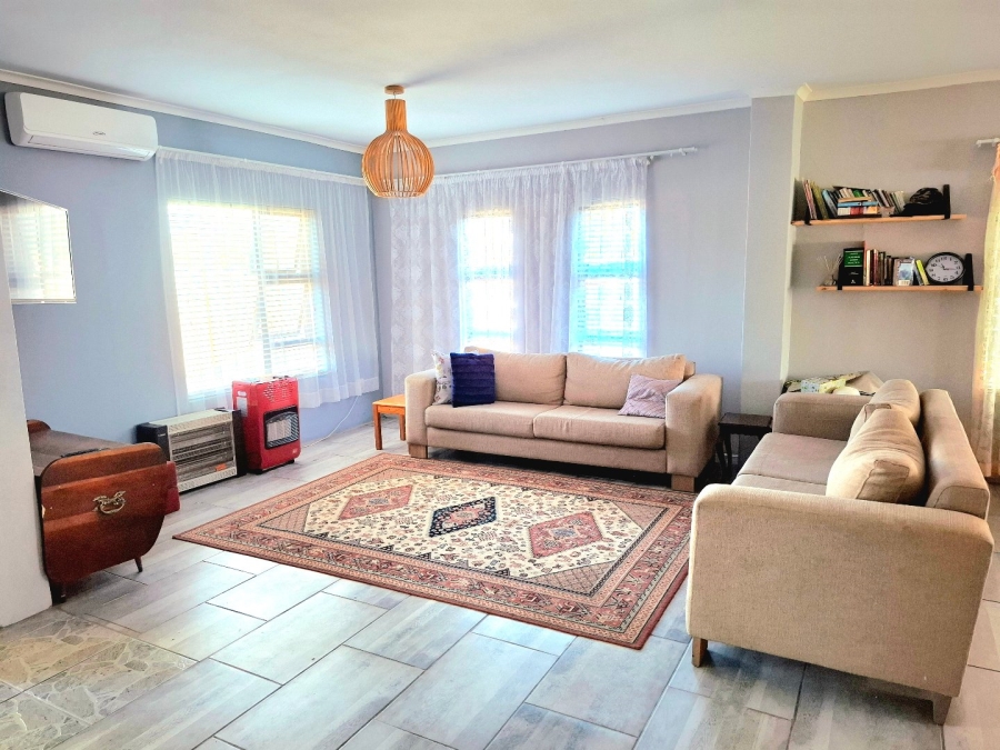4 Bedroom Property for Sale in Sunkist Estate Western Cape